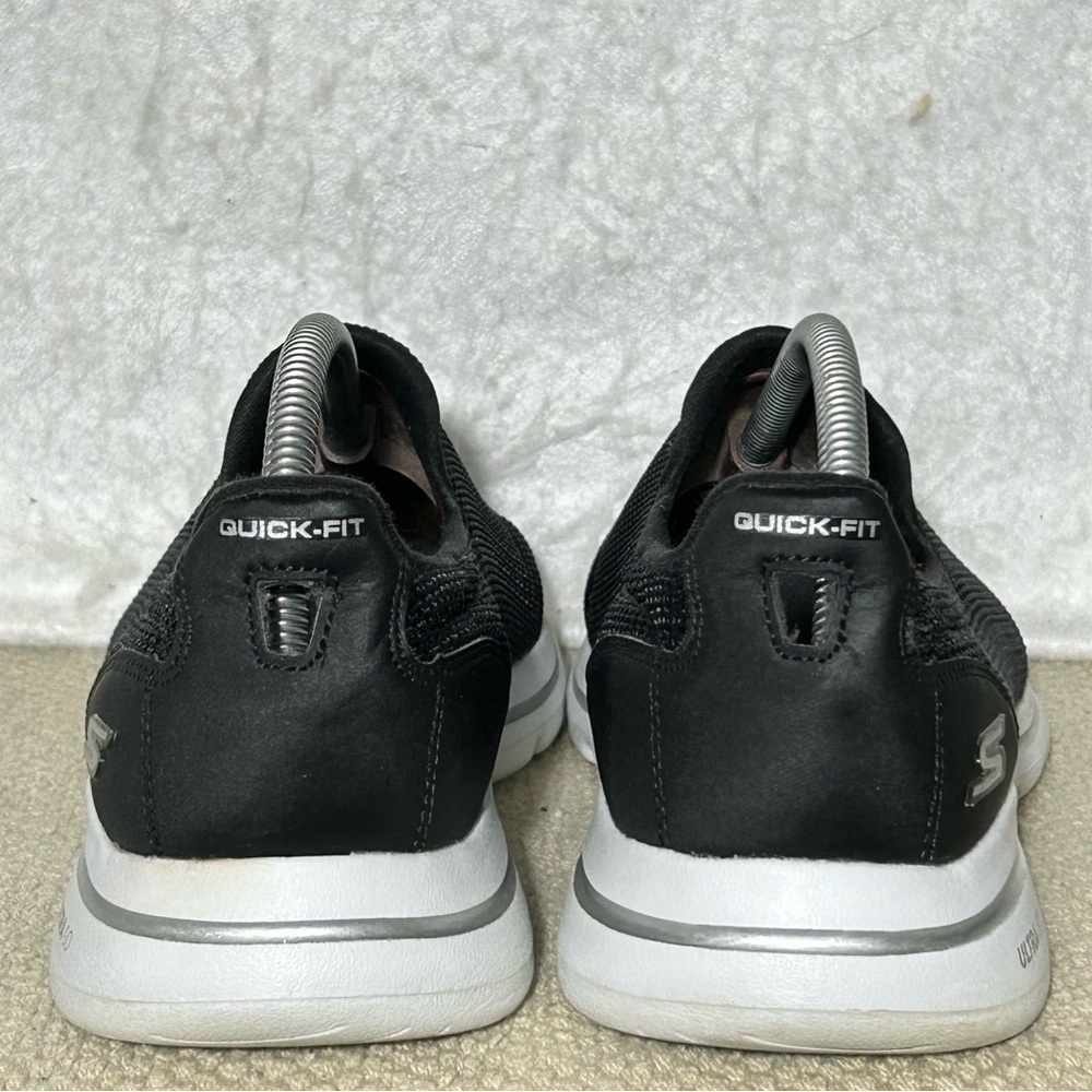 Skechers Womens Black Knit GO Walk 5 Ultra GO Slip On Sneakers Shoes SZ 8.5 - Picture 4 of 11